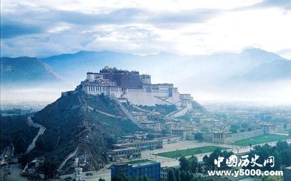 青藏高原是怎么形成的海拔几千米